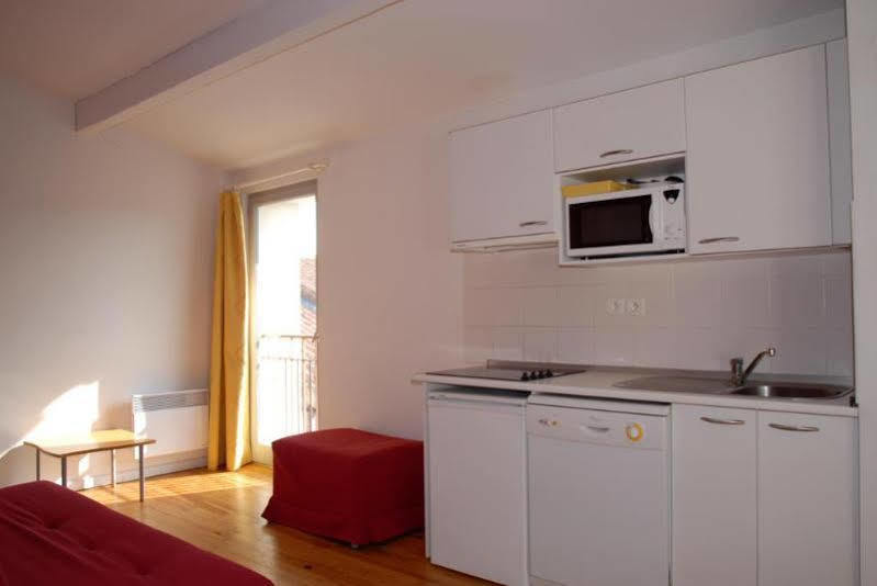 Temporesidence Chateauneuf Bayonne Exterior photo